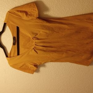 Weekend Max Mara mustard scoop neck short sleeve top S